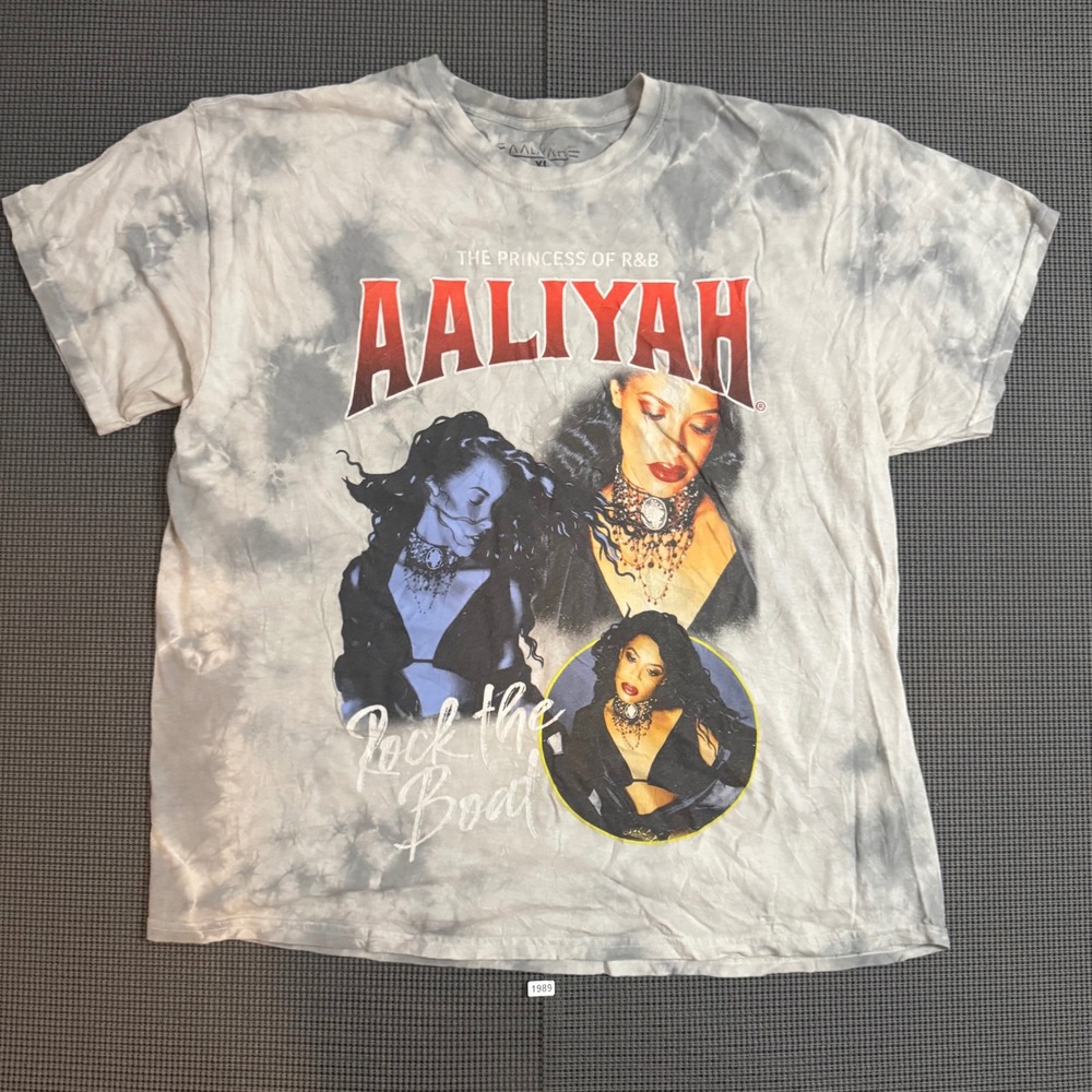 Aaliyah The Princess of R&B Rock the Boat Tie Dye Graphic T-Shirt XL Gray White